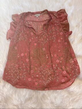 Status by Chenault Rose Floral V-Neck Flutter Sleeve Blouse, Size Medium